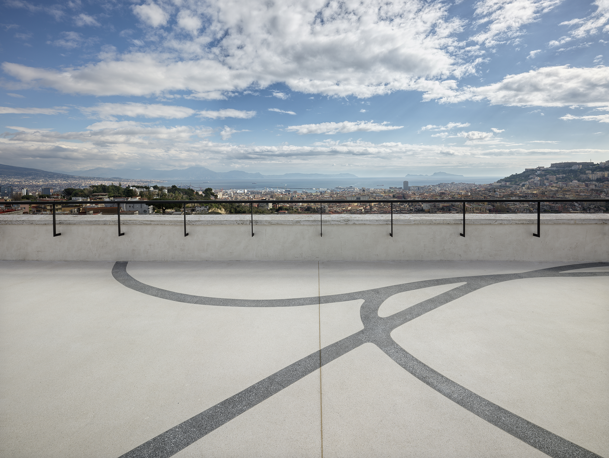 Restauro dell’altana e della terrazza belvedere e opera d’arte di Christiane Löhr