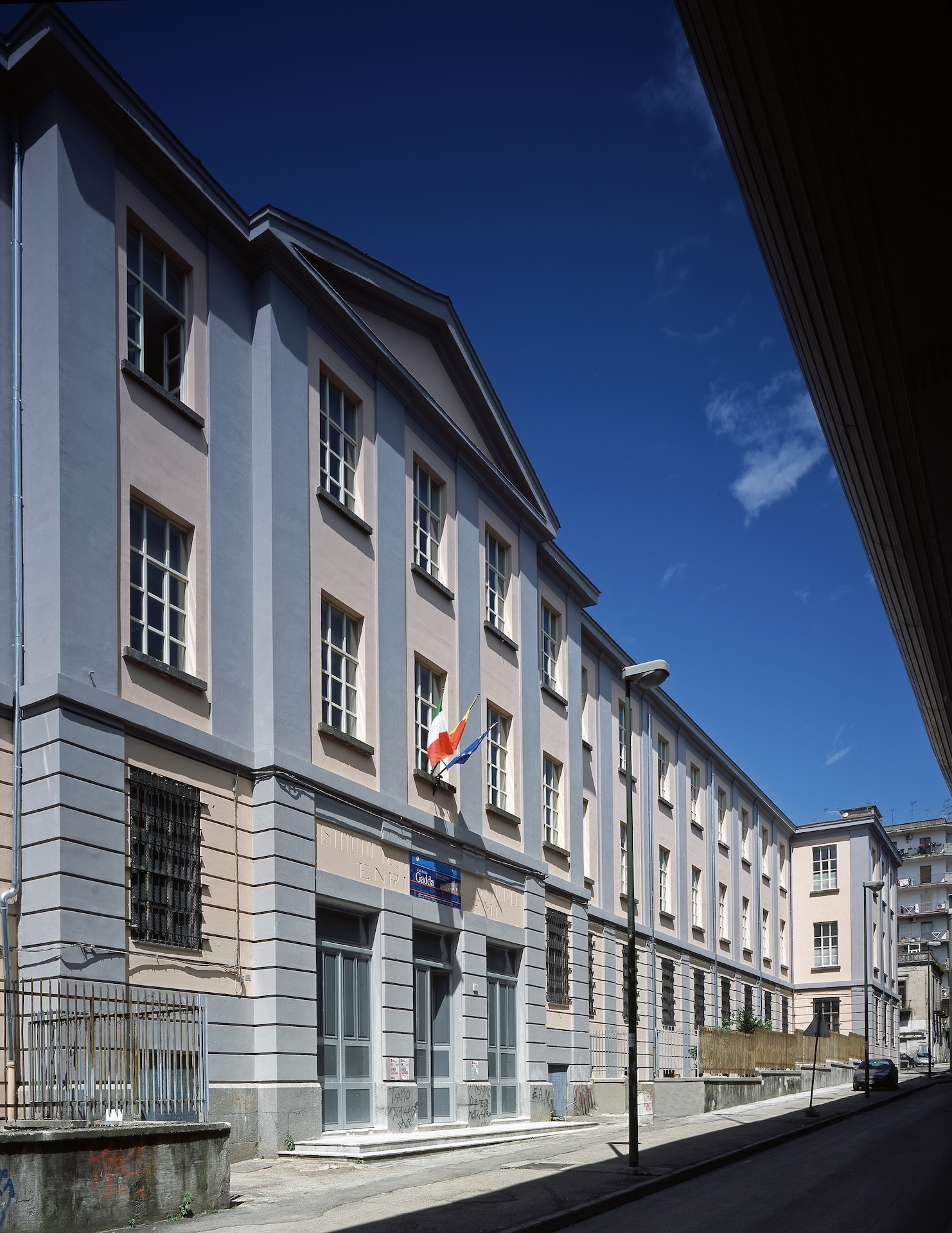 Complesso scolastico “E. Fermi” – Napoli